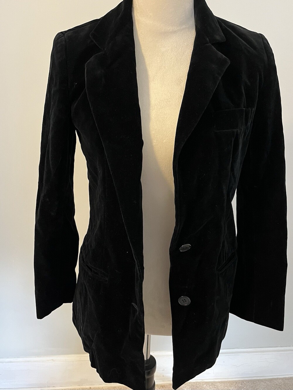 Rare! Vintage dvf blazer size 4(xs). Union made tag. Black.